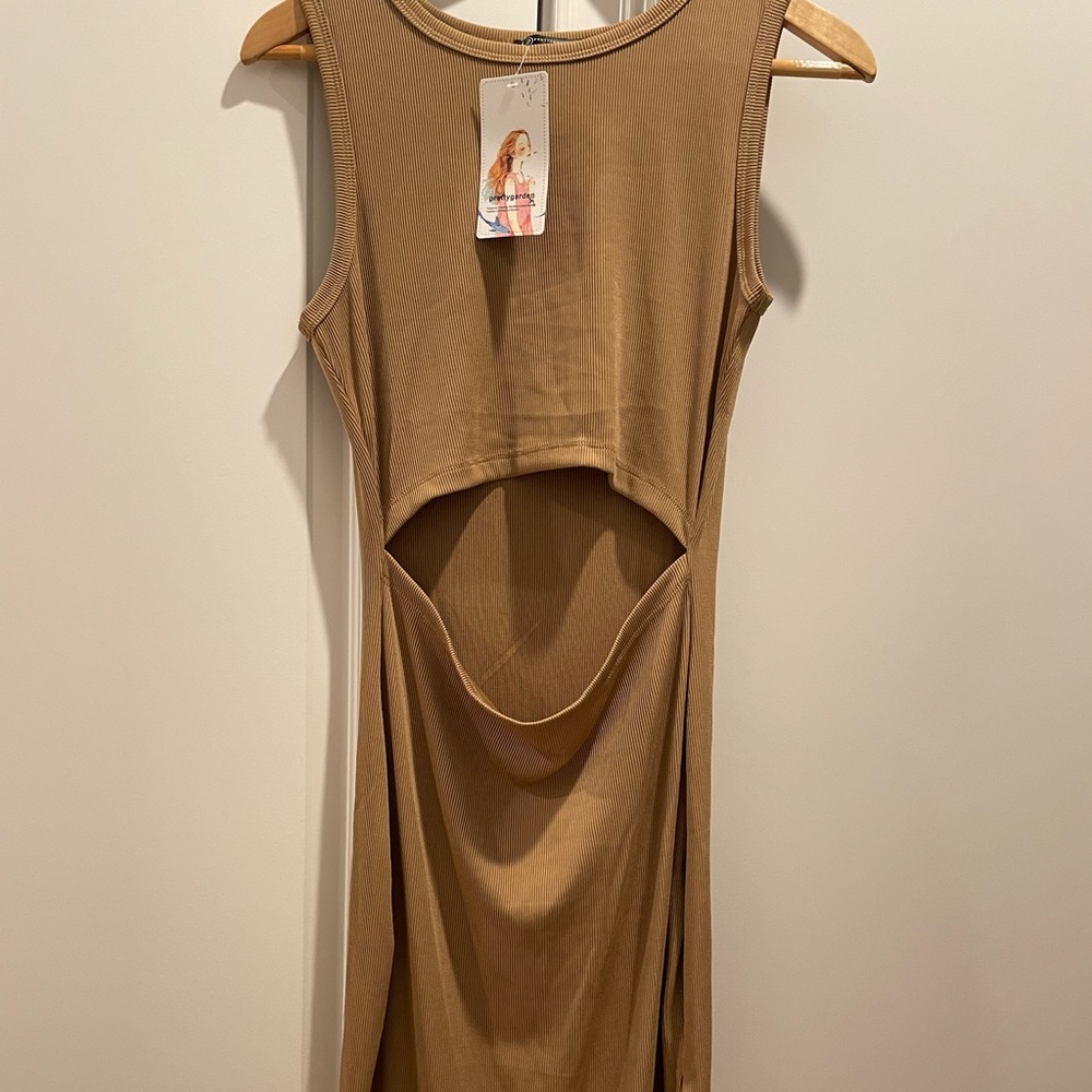 Cut out dress new with tags